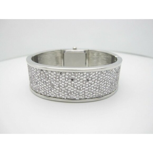 Women's Studio Time Quartz Water Resistant Analog Dial Bangle Watch (B992) - Picture 5 of 6